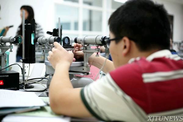 clip_image010.jpg http://news.xjtu.edu.cn/_mediafile/news/2016/11/28/2luvs5a5he.jpg